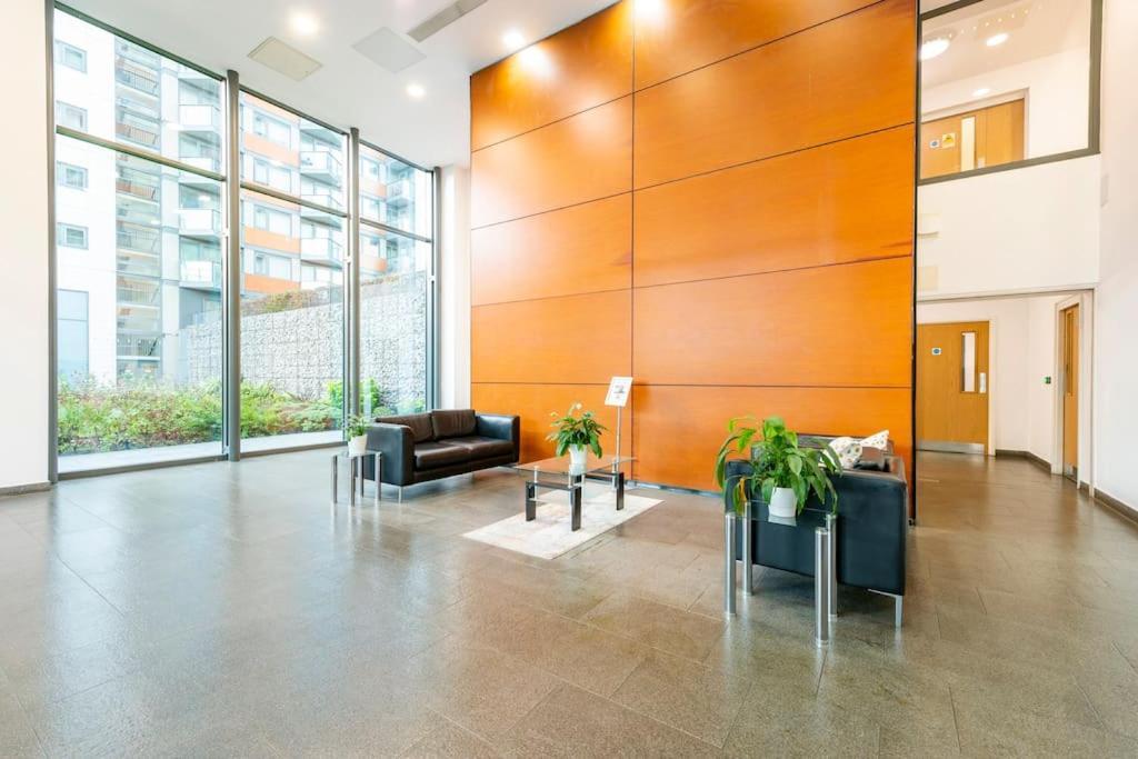 London Skylineviews 2 Bed 2 Bath Flat Near Canary Wharf, O2 & Excel Kültér fotó