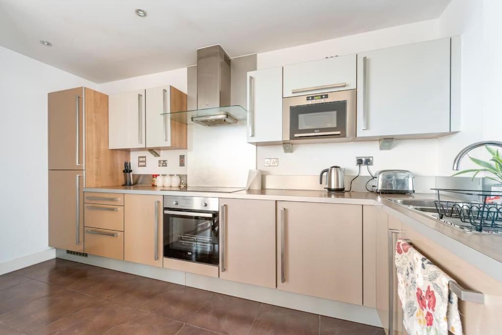 London Skylineviews 2 Bed 2 Bath Flat Near Canary Wharf, O2 & Excel Kültér fotó